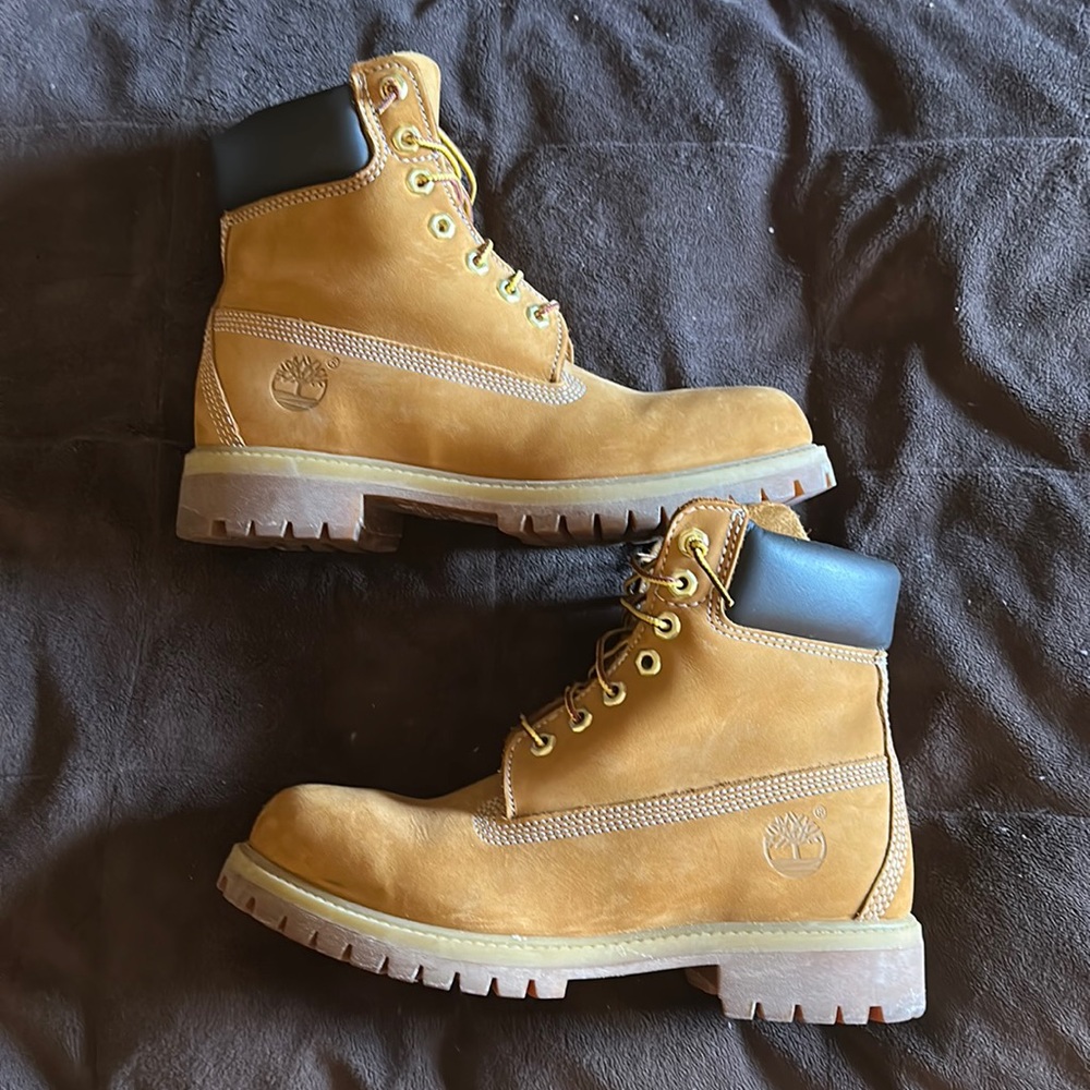 Timberland Wheat Boots Size 7.5 Men